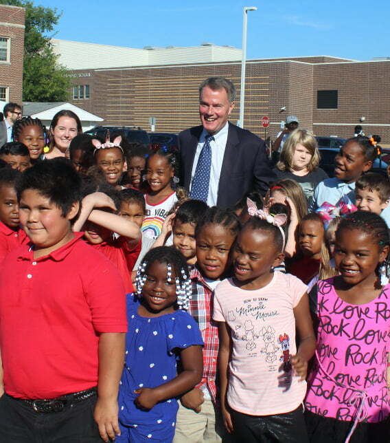 Mayor and children
